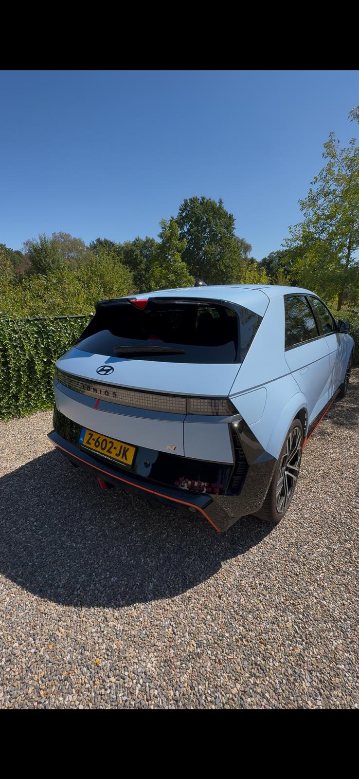 Hyundai Ioniq 5 N met streeploos gewassen lak